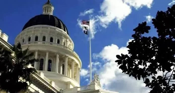El Senado de California aprobo la Ley SB785