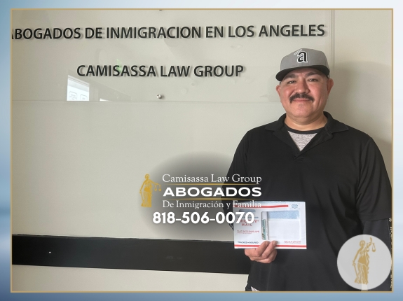 Cliente satisfecho con nuestros servicios como su Abogados de Inmigración