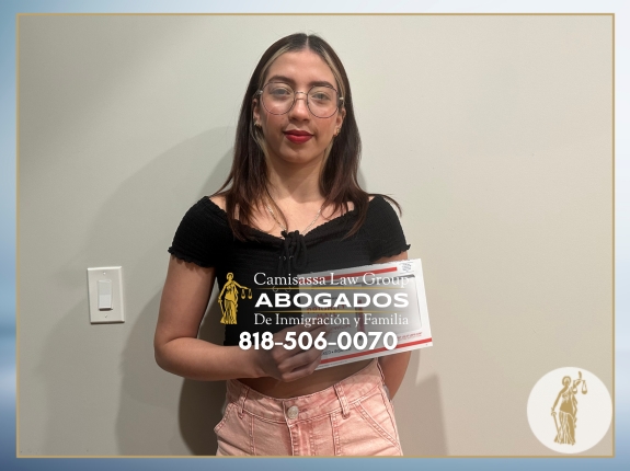 Cliente satisfecho con nuestros servicios como su Abogados de Inmigración