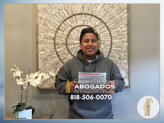 Cliente satisfecho con nuestros servicios como su Abogados de Inmigración