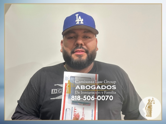 Cliente satisfecho con nuestros servicios como su Abogados de Inmigración