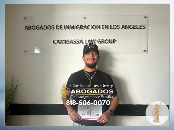 Cliente satisfecho con nuestros servicios como su Abogados de Inmigración