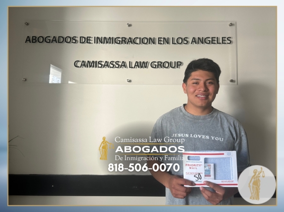Cliente satisfecho con nuestros servicios como su Abogados de Inmigración