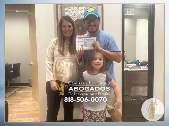 Cliente satisfecho con nuestros servicios como su Abogados de Inmigración