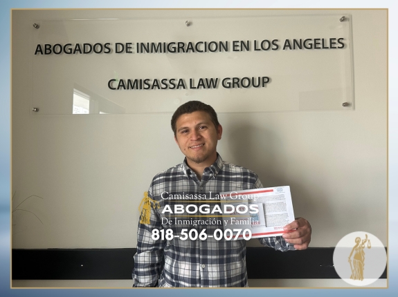 Cliente satisfecho con nuestros servicios como su Abogados de Inmigración