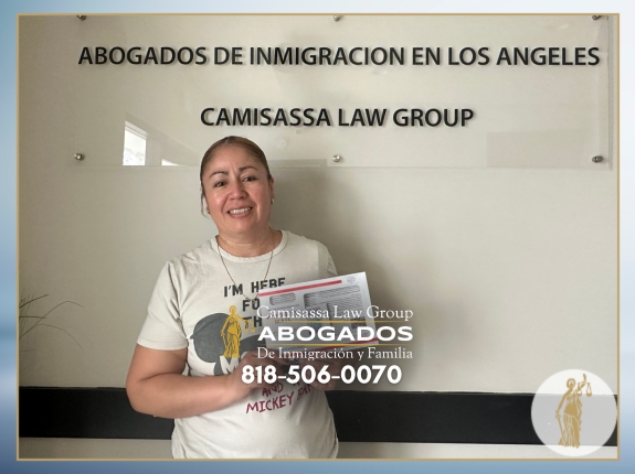 Cliente satisfecho con nuestros servicios como su Abogados de Inmigración