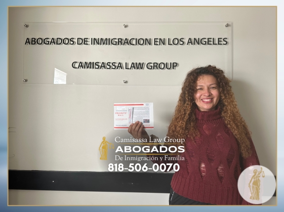 Cliente satisfecho con nuestros servicios como su Abogados de Inmigración