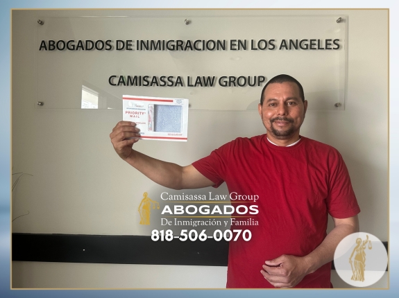Cliente satisfecho por su residencia - Abogados de Inmigración