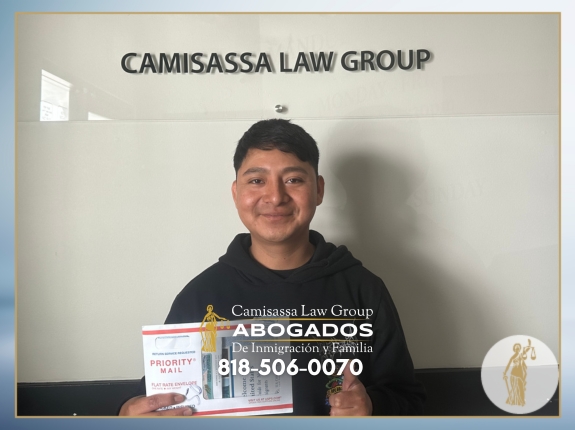 Cliente satisfecho con nuestros servicios como su Abogados de Inmigración