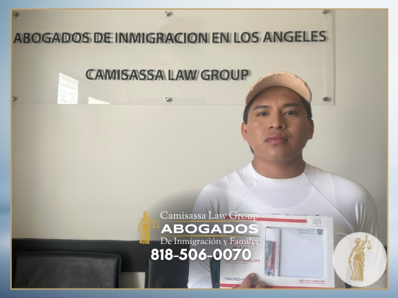 Cliente satisfecho con nuestros servicios como su Abogados de Inmigración