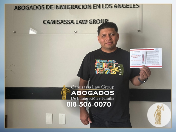 Cliente satisfecho con nuestros servicios como su Abogados de Inmigración