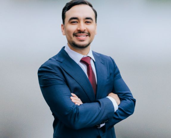 Abogado de Inmigración | Camisassa Law Group